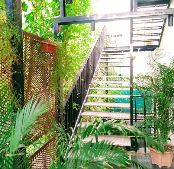 Chambre Deluxe avec Balcon, Avea Accommodation
