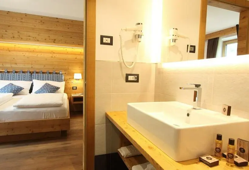 Standard-huone, Dolomites B&b Suites, Apartments And Spa