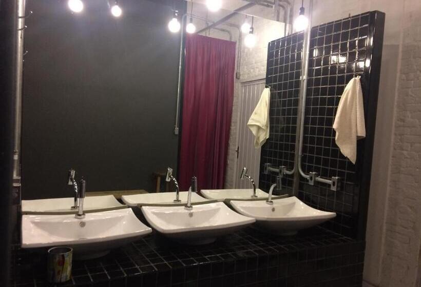 חדר סטנדרט, קומת קרקע, Eco Box Hostel