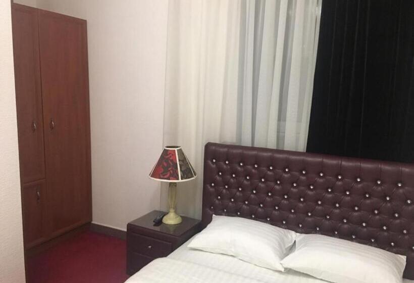 Economy Quadruple Room, Alir