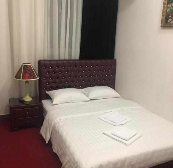 Economy Quadruple Room, Alir