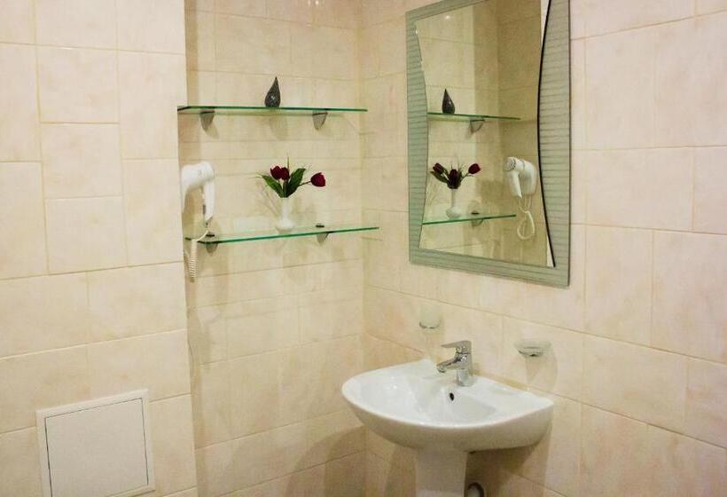 اتاق لوکس با تخت بزرگ, Alir