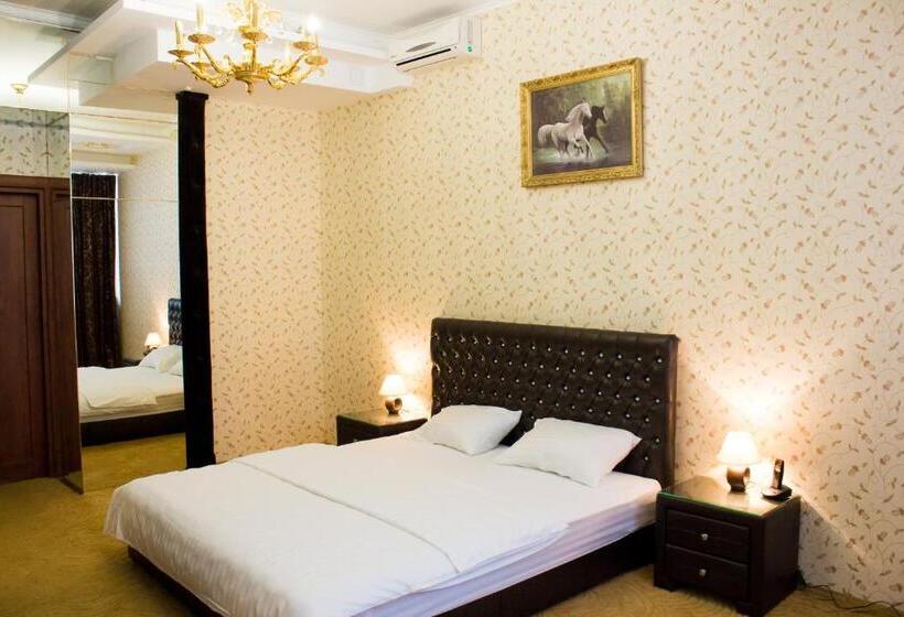 اتاق لوکس با تخت بزرگ, Alir