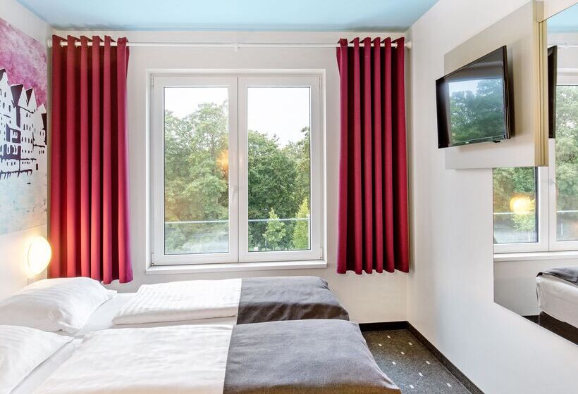 Номер Стандарт, B&b Hotel Lüneburg