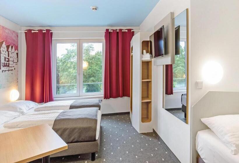 Номер Стандарт Трехместный, B&b Hotel Lüneburg