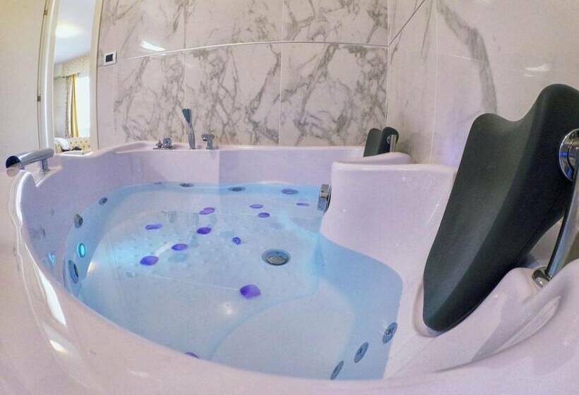 高级套房, Colaiaco