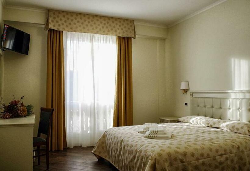 豪华房间, Colaiaco