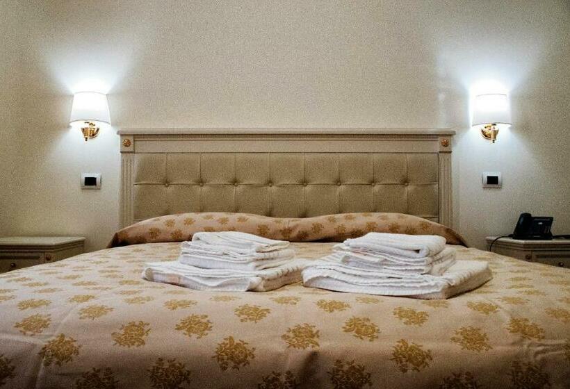 豪华房间, Colaiaco