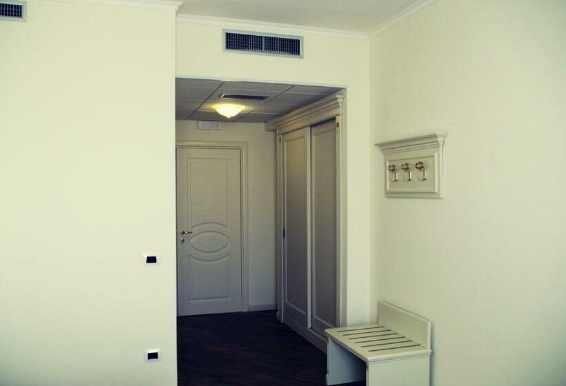 豪华房间, Colaiaco