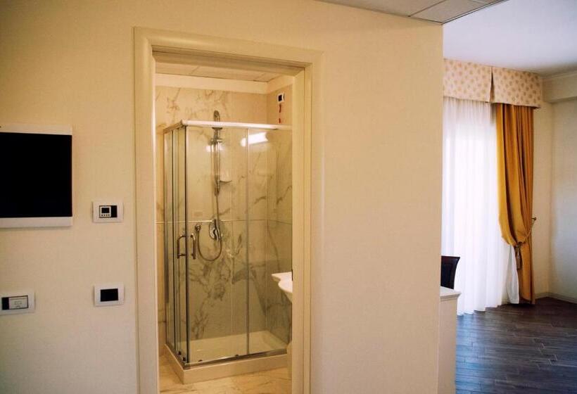 高级套房, Colaiaco