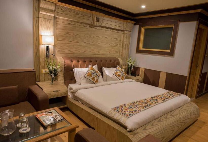 Номер Deluxe, Imperial Resorts