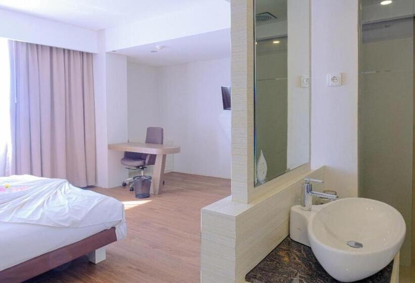 Cameră Executivă, Royal Bay Makassar