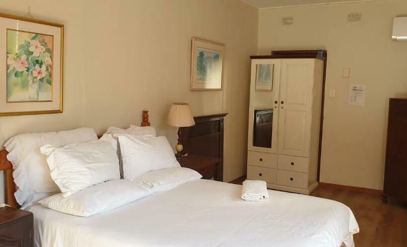 デラックスルーム, The Sleeping Bao B&b