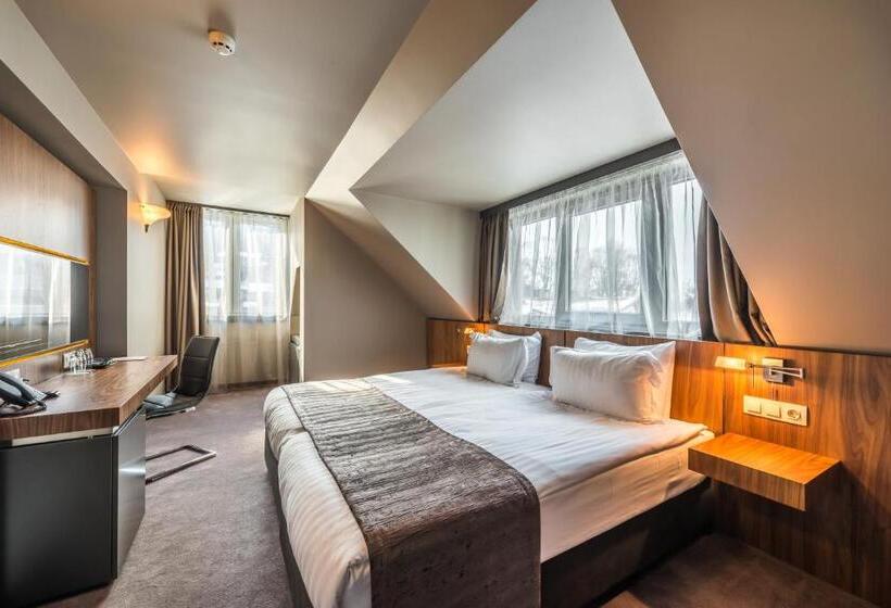 デラックスルーム, All Seasons Residence Hotel   Free Parking