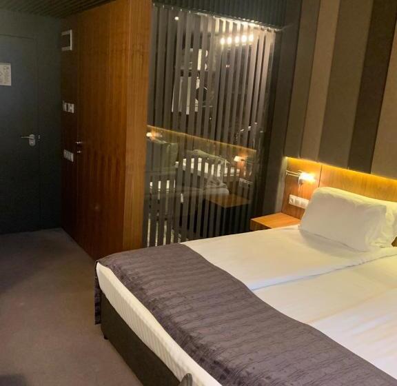 デラックスルーム, All Seasons Residence Hotel   Free Parking