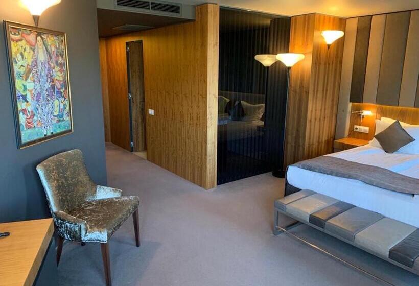 マウンテンビュースイート, All Seasons Residence Hotel   Free Parking