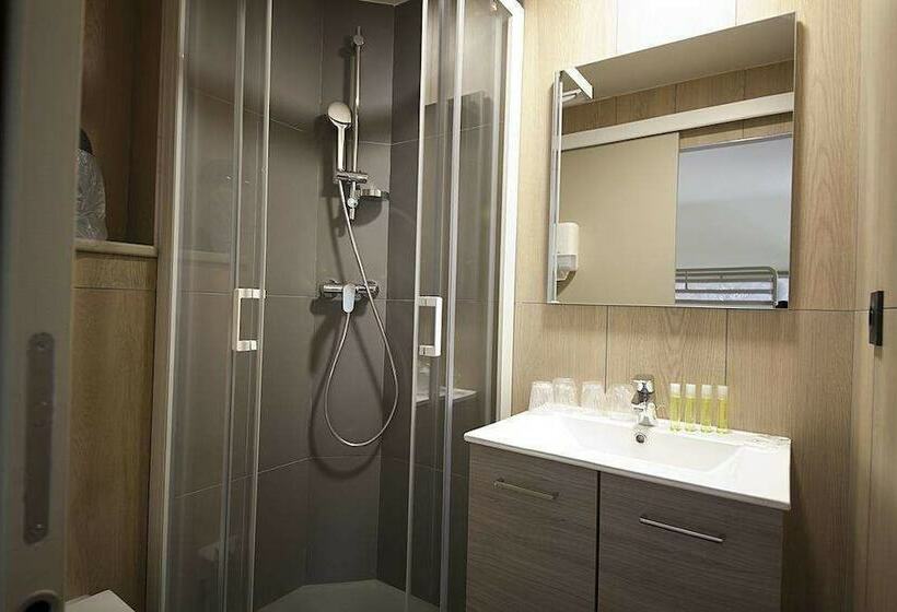 Номер Стандарт, Brit Hotel Essentiel Arverne   Clermont Ferrand Sud