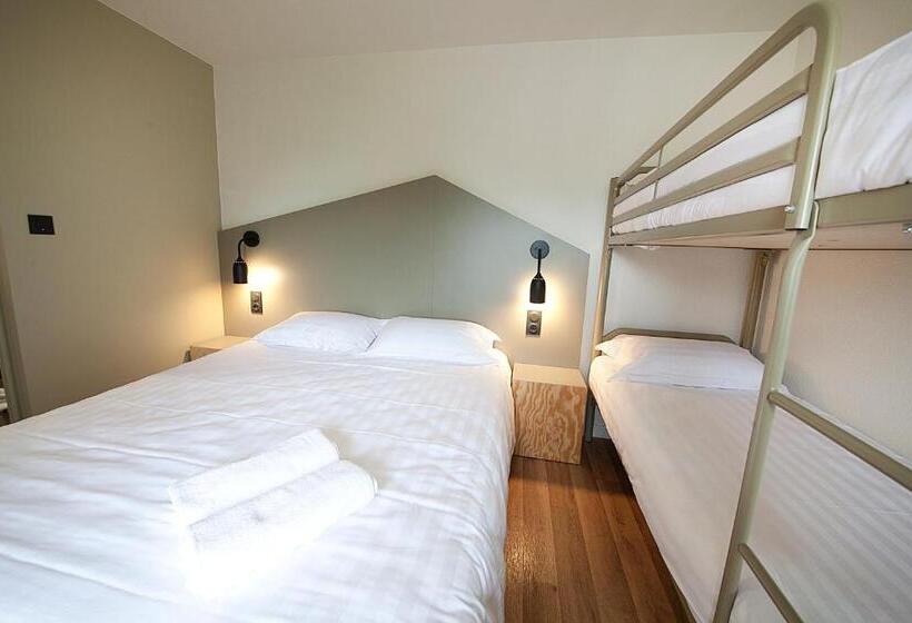 חדר משפחתי, Brit Hotel Essentiel Arverne   Clermont Ferrand Sud