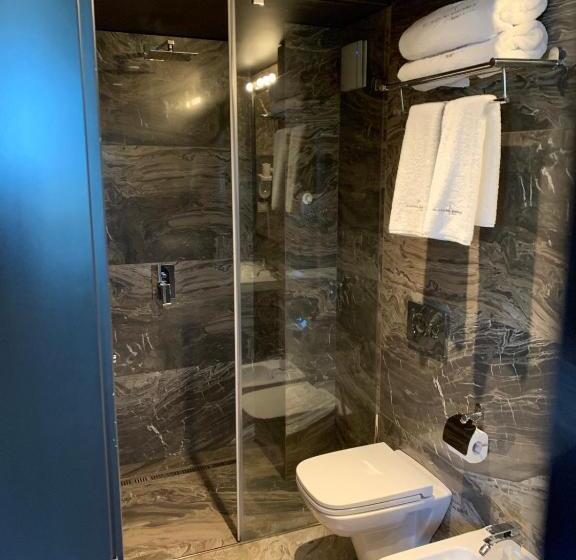 デラックスルーム, All Seasons Residence Hotel   Free Parking