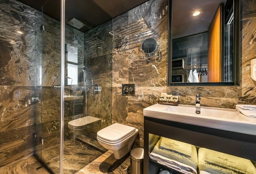 Номер Deluxe, All Seasons Residence Hotel   Free Parking