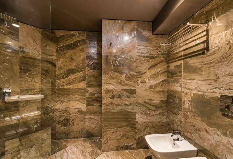 スーペリアールーム, All Seasons Residence Hotel   Free Parking