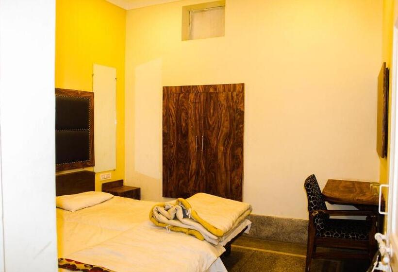 Номер Стандарт, Anand Palace