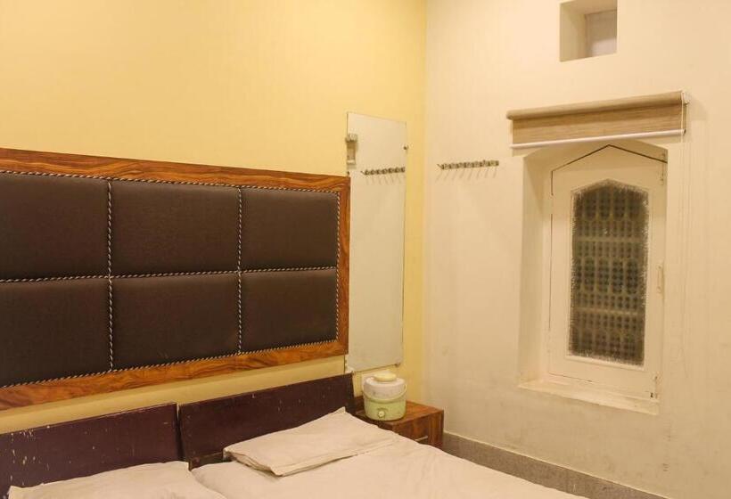 Номер Стандарт, Anand Palace