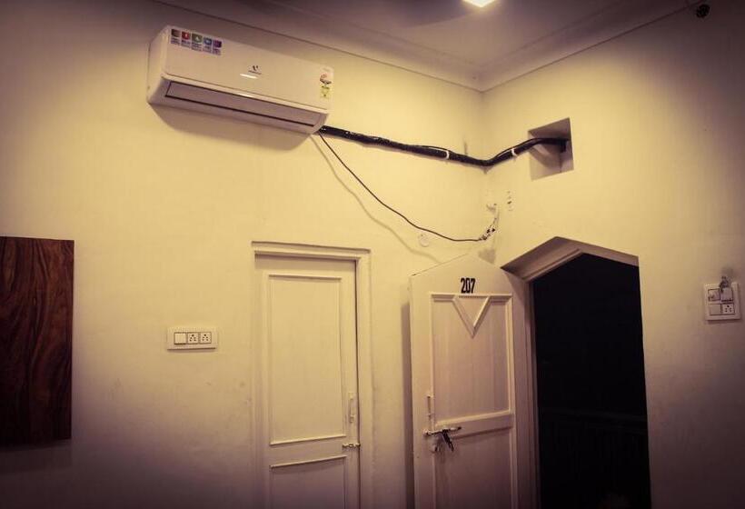 Номер Стандарт, Anand Palace