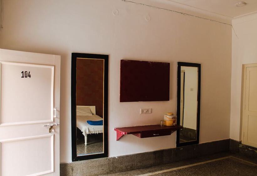 Номер Стандарт Трехместный, Anand Palace