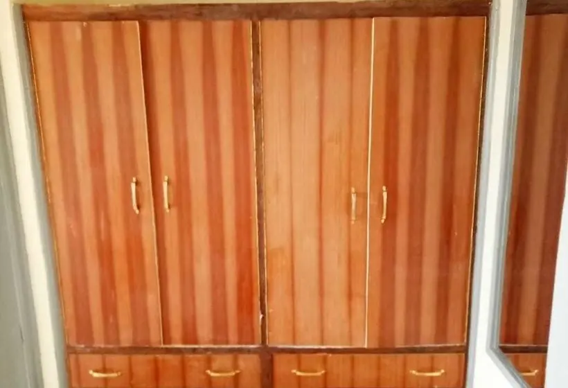 اتاق استاندارد, Kirimara Springs