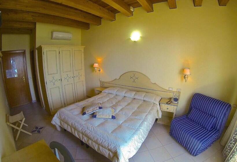 Triple Room Sea View, La Nave