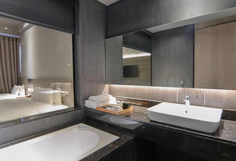 اتاق استاندارد با تخت بزرگ, Orient Luxury