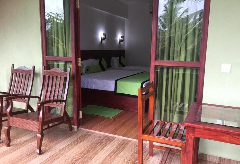 غرفة قياسية ثلاثية ذات اطلالة, Serenade Beach