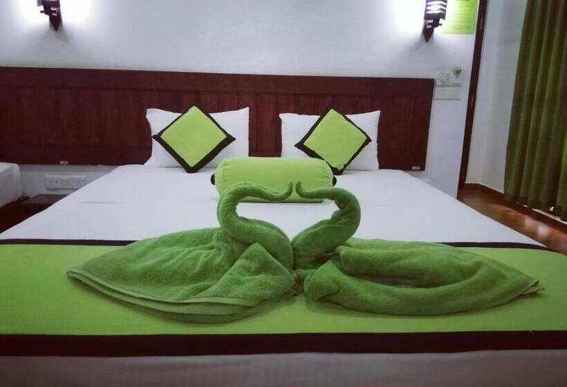 غرفة قياسية ثلاثية ذات اطلالة, Serenade Beach