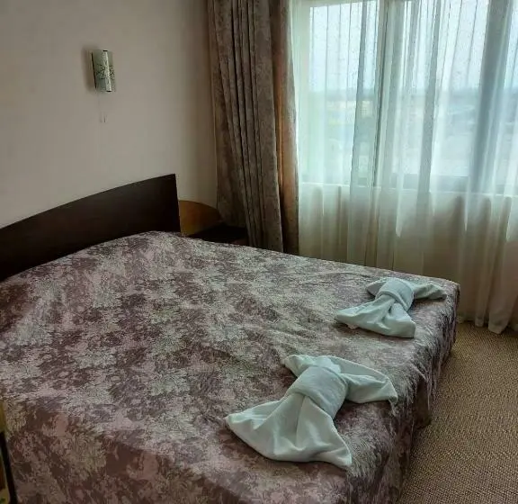 Huoneisto 1 Makuuhuone Parveke, Sveti Nikola