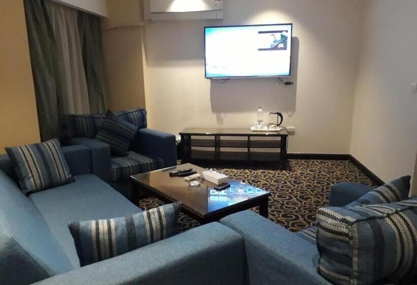 سوییت خانوادگی, The Guard