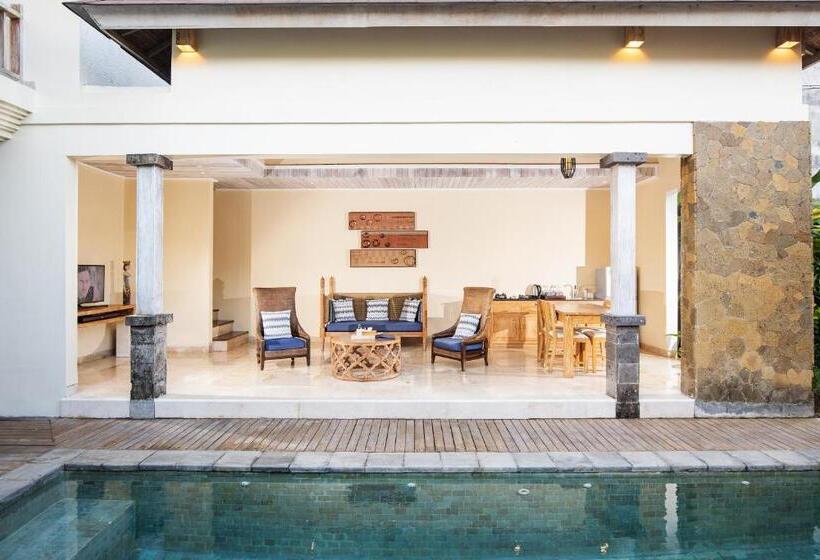 Вилла 2 Спальни, La Berceuse Resort And Villa Nusa Dua By Taritiya Collection
