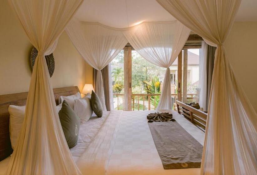 Полулюкс, La Berceuse Resort And Villa Nusa Dua By Taritiya Collection