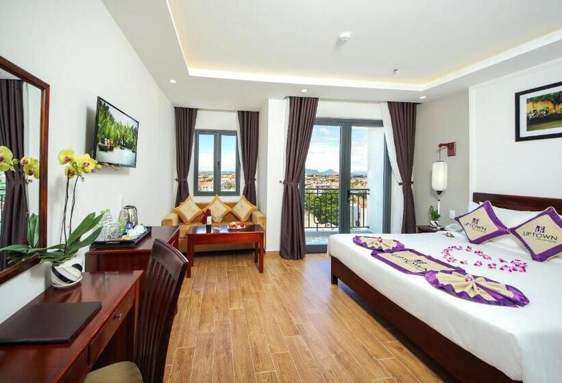 سوییت جونیور با چشم‌انداز شهر, Uptown Hoi An Hotel & Spa