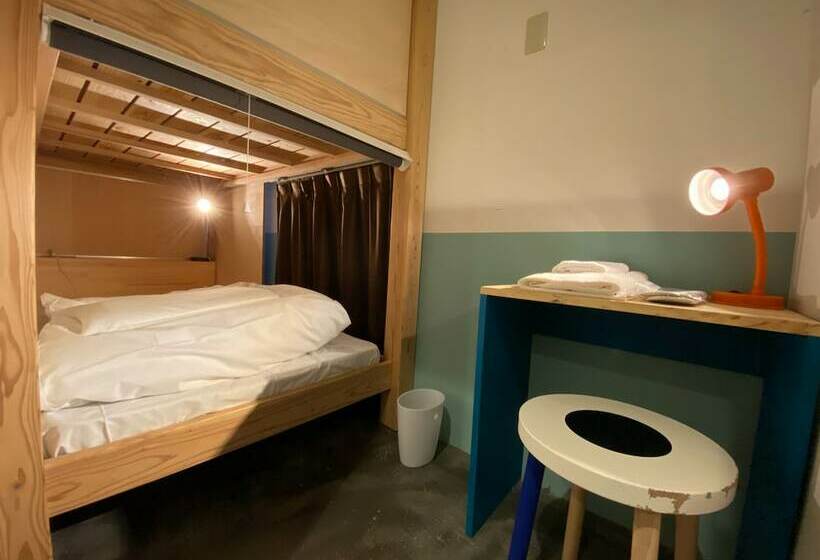 Кровать в Общей Комнате, Hafh Fukuoka The Life   Hostel
