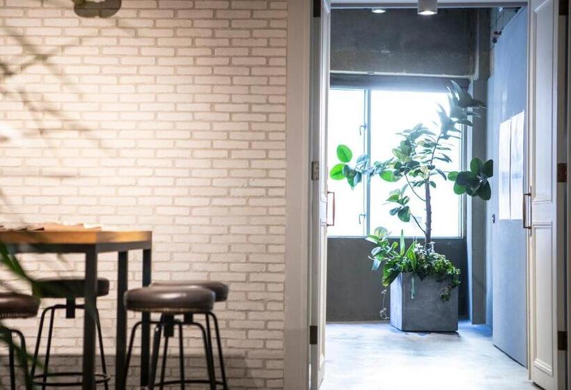 Семейный Номер Superior, Hafh Fukuoka The Life   Hostel