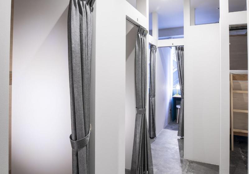 Кровать в Общей Комнате, Hafh Fukuoka The Life   Hostel