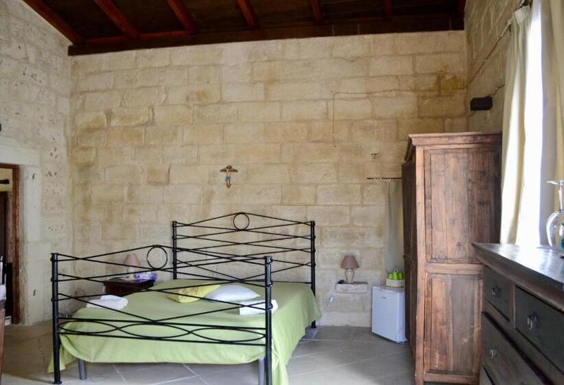 غرفة ديلوكس مزودة بشرفة, La Dimora Delle Grazie