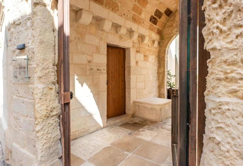 جناح جونيور مزوَّد بحمام سباحة, La Dimora Delle Grazie