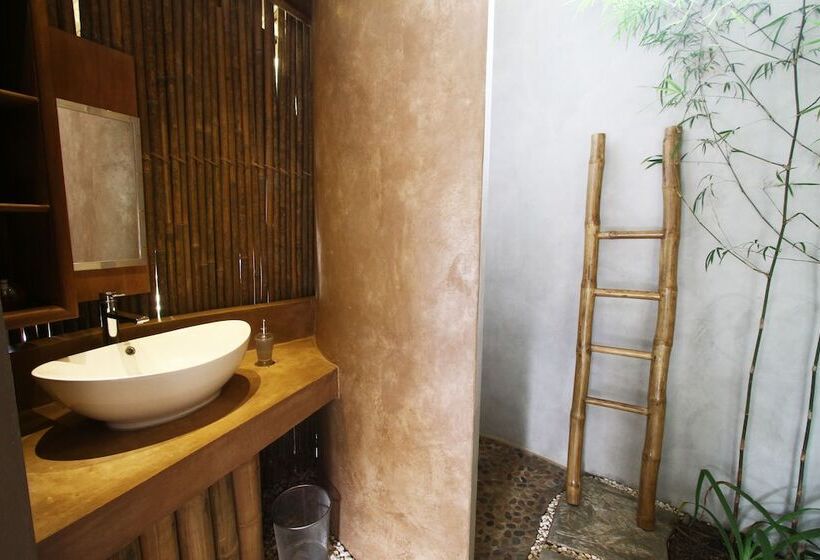 خانه 1 خوابه, Buko Beach Resort