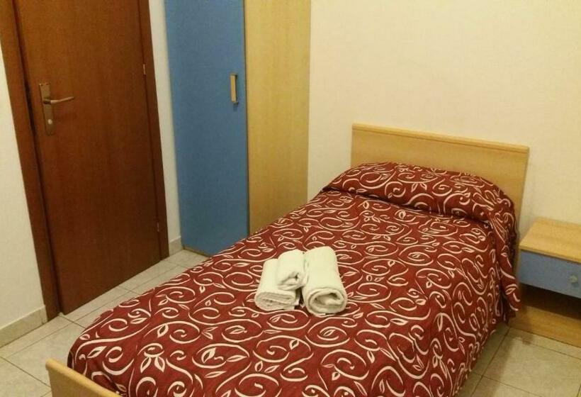标准单人间, Albergo Ristorante Lavedo