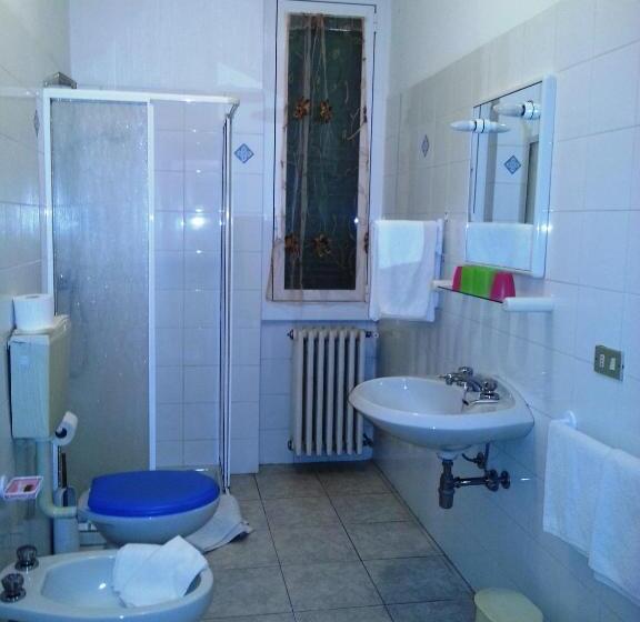 スタンダード４人部屋, Albergo Ristorante Lavedo