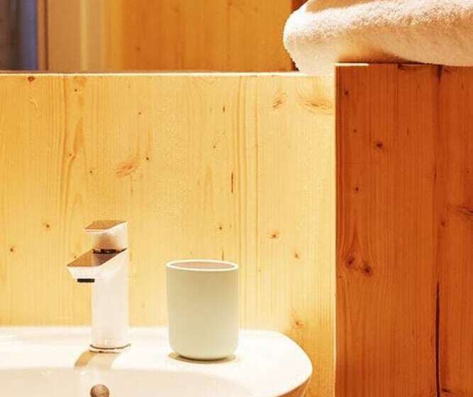 舒适型房间, Capima