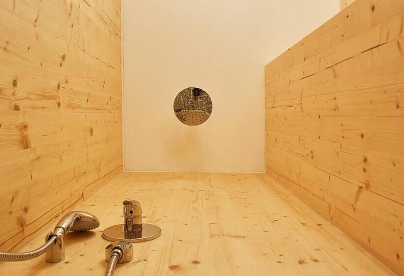 舒适型房间, Capima