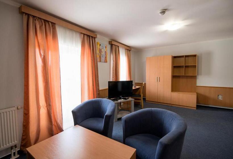 غرفة ديلوكس, Clavis